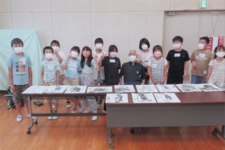 松尾好高指導　鳶尾小学校　水墨画教室情景