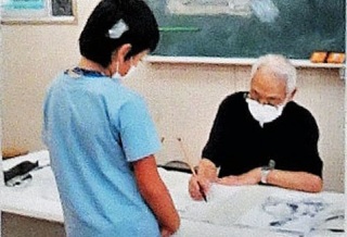 松尾好高指導　鳶尾小学校　水墨画教室情景